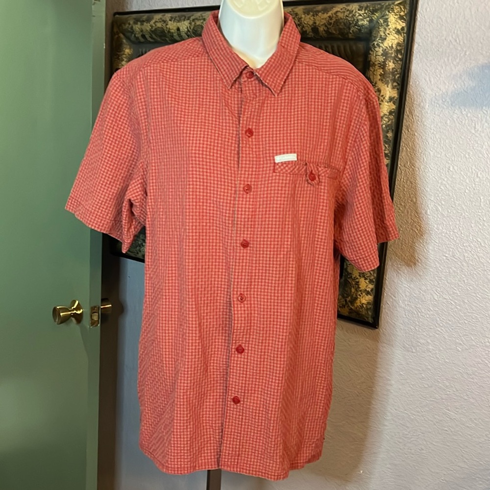 Columbia Omni- Shade SS Shirt  Men’s Red Plaid Button  Sz M